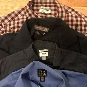 Set of 4 Men’s long sleeve button up shirts